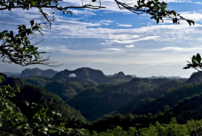 飞天山国家地质公园简介.jpg