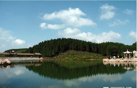 yangtian lake.jpg