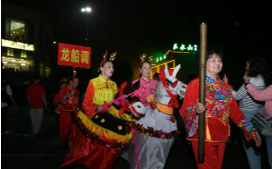 Yizhang night story staged in Mangshan Mountain