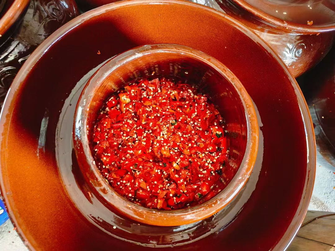 Baishui sour chili peppers